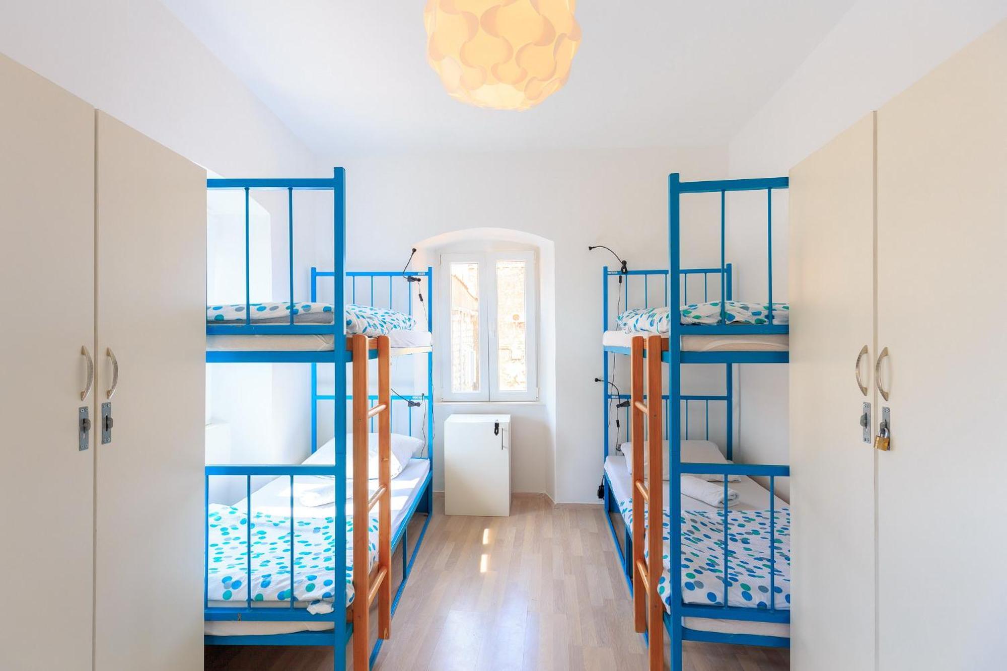 City Walls Hostel Dubrovnik Exterior photo