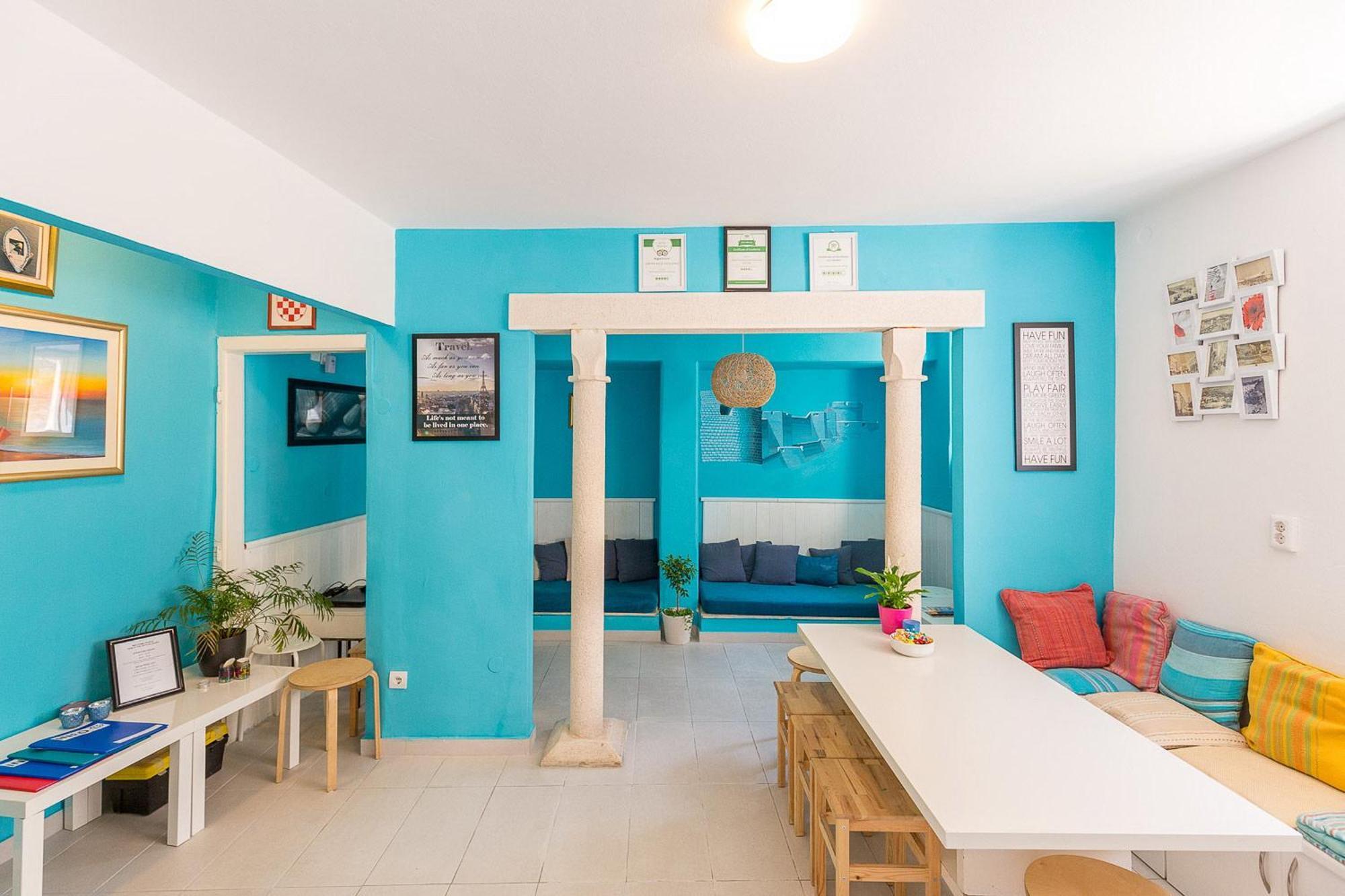 City Walls Hostel Dubrovnik Exterior photo