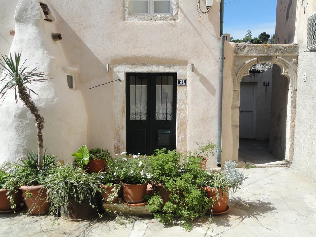 City Walls Hostel Dubrovnik Exterior photo